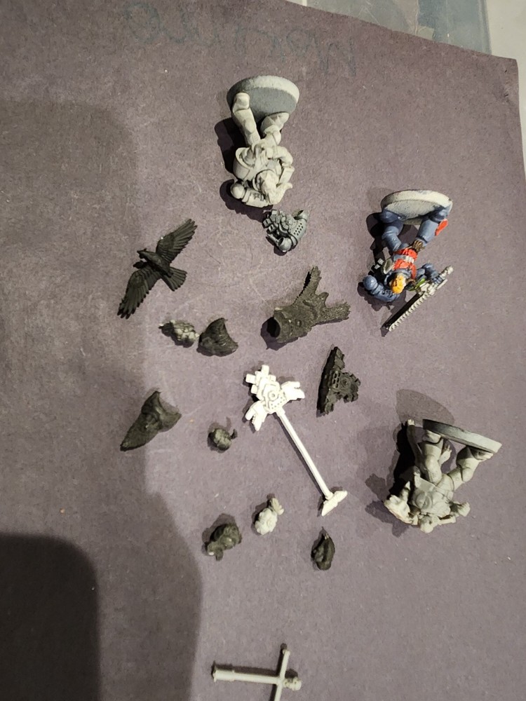 warhammer 40k space wolves models and bits