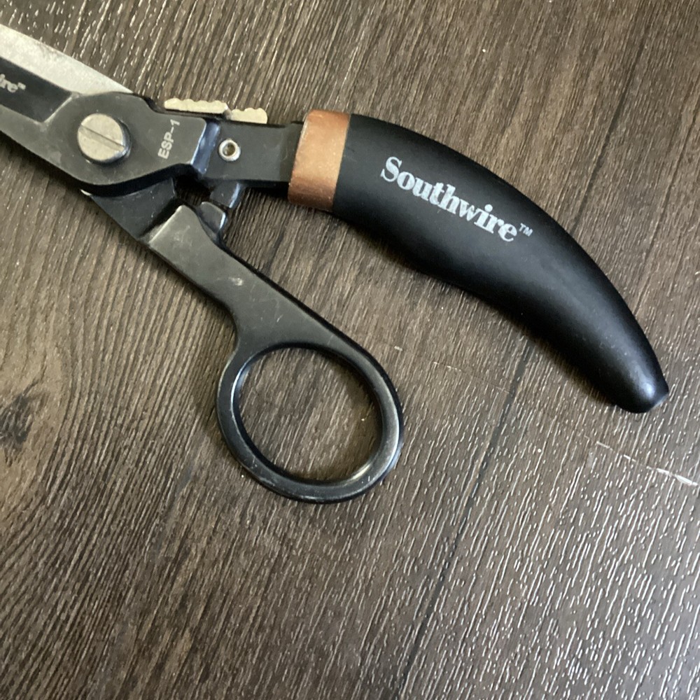 SOUTHWIRE - Professional Electrician DataComm Snips