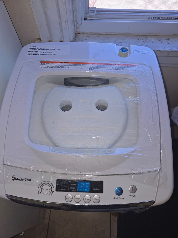 Magic Chef Compact Portable Top Load Washer with Space Saving Design, White