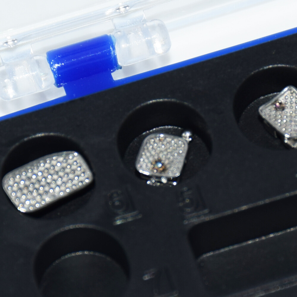 Dental Passive Self-Ligating Bracket Roth.022 Hooks 3 4 5 Monoblock/Mesh Base