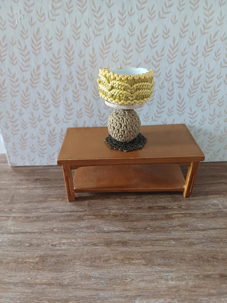 dolls house Lamp Non Working Hand Made UK