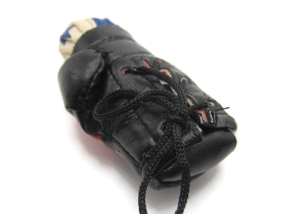 Panama Boxing Glove Miniature Keychain Flag Design