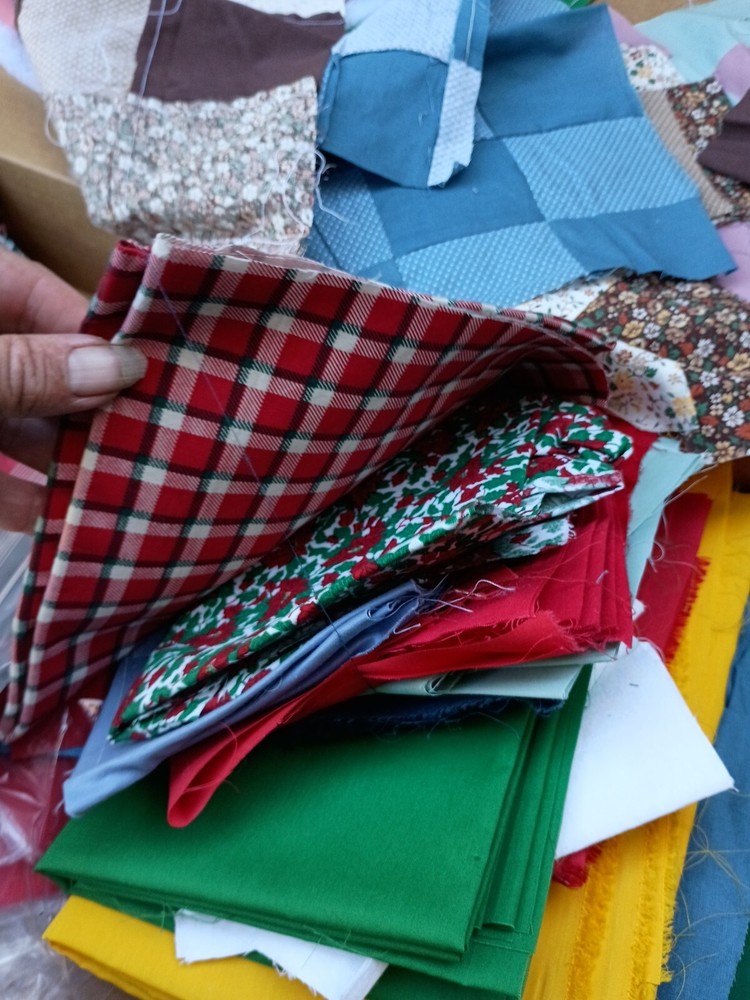 Vintage Quilt Scraps Fabrics Projects Unfinished