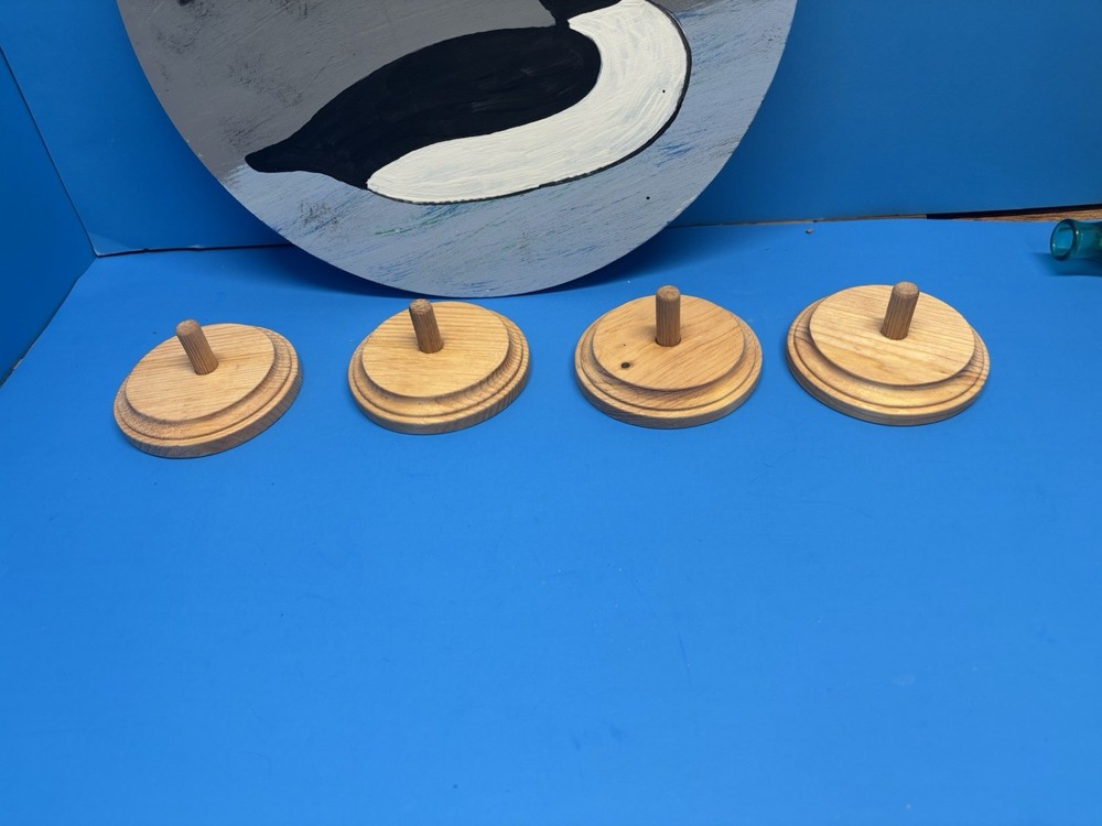 4 - Circle Style Game/ Duck Call Stands D15