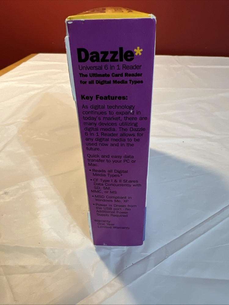 Dazzle Universal 6 In 1 Compact USB Flash Microdrive SD Memory Stick Card Reader