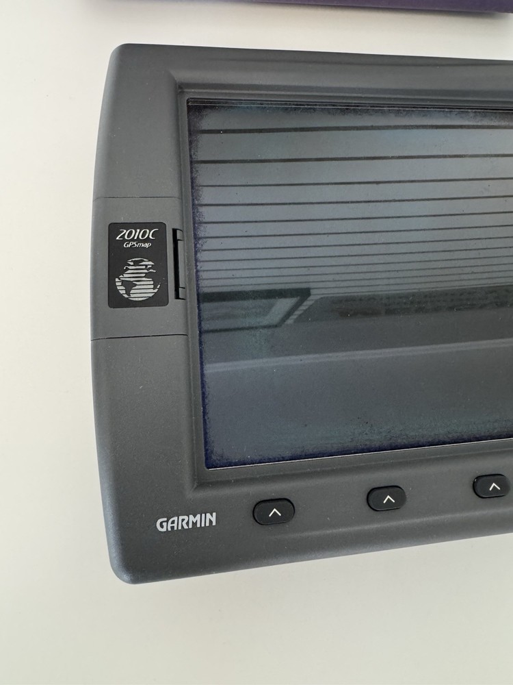Garmin GPSMAP 2010C Boat Marine 10.4" Color GPS Chartplotter Display