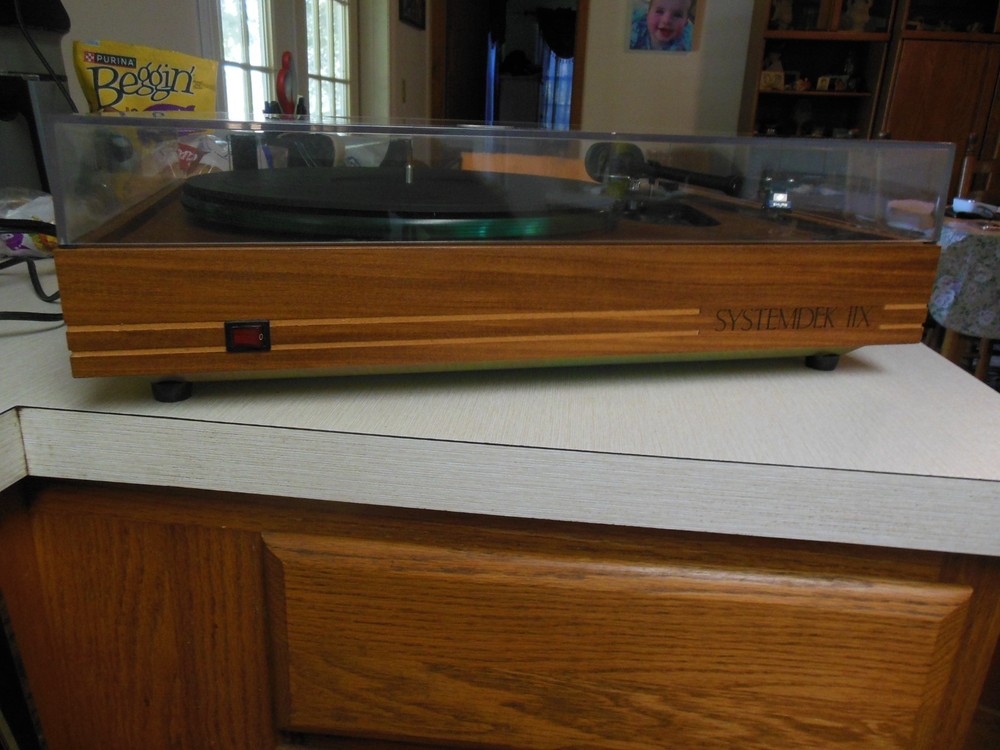 Systemdek IIX Turntable with Profile Arm