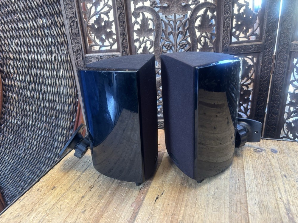 Definitive Technology Promonitor 800 Speakers
