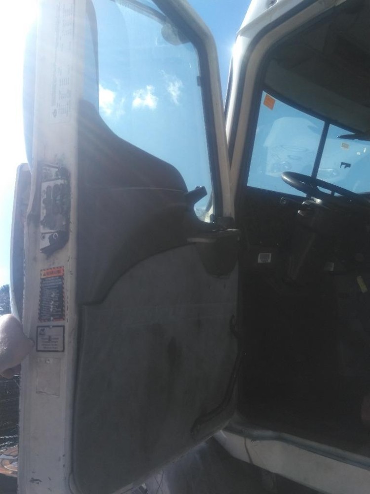 For 2007 MACK CXP 2007-2007 DOOR ASSEMBLY Left , GA