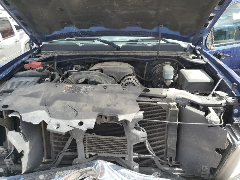 Passenger Right Front Spindle/Knuckle Fits 07-14 ESCALADE 2503230