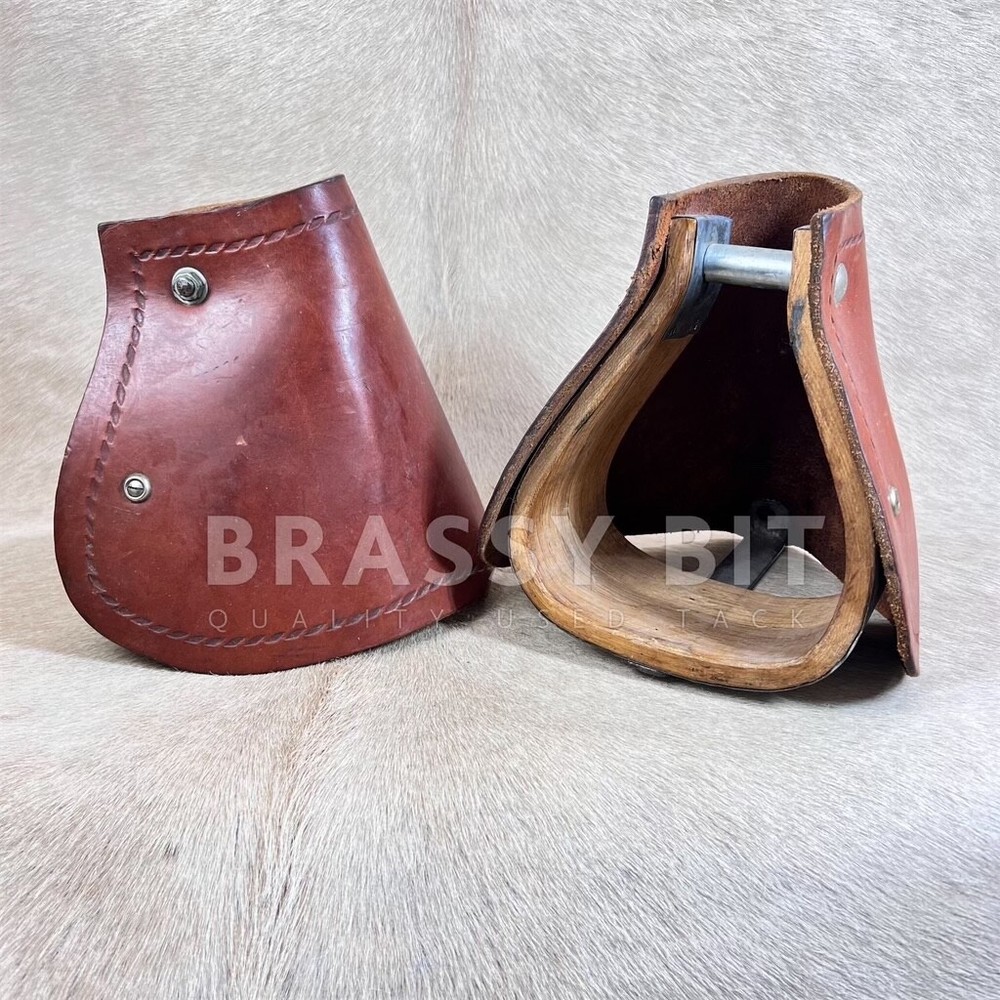 Custom Tapaderos on Oak Stirrups
