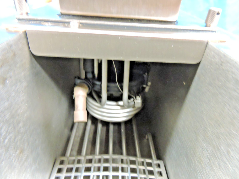 Thermo Haake A10 Chiller Recirculating Bath / SC100 Controller / Hoses / Tested