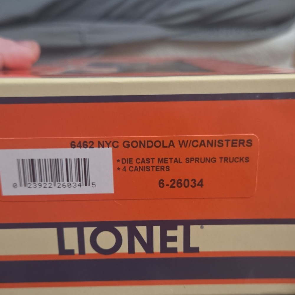 Lionel 6-31701 Boy's Train set. Unused (Missing Manual)