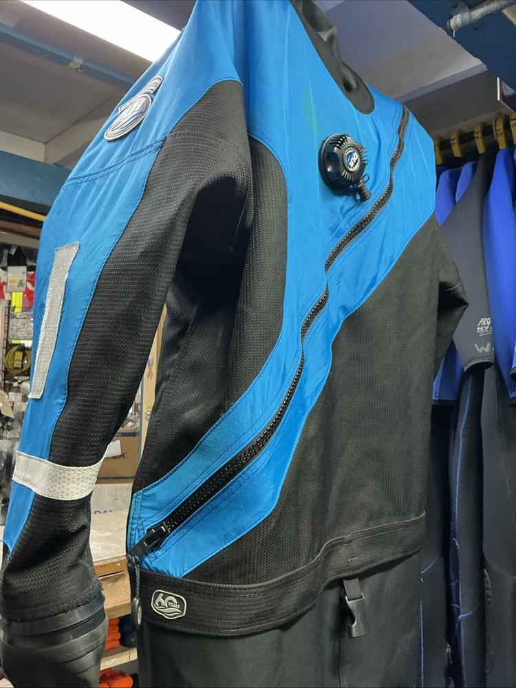 *PRE-OWNED* DUI CLX450 Custom Mens Drysuit