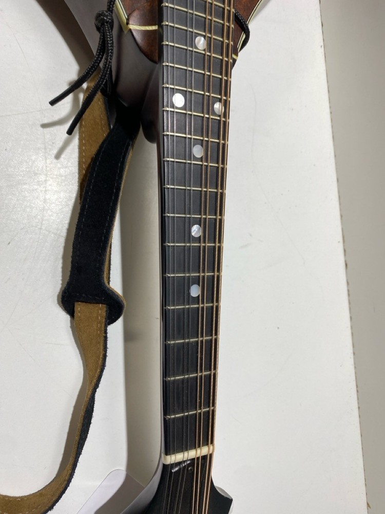 EASTMAN MANDOLIN MD305 (P32008431)