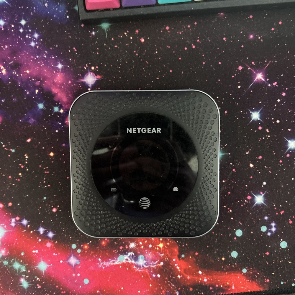 Netgear Mr1100 No Cables No Battery