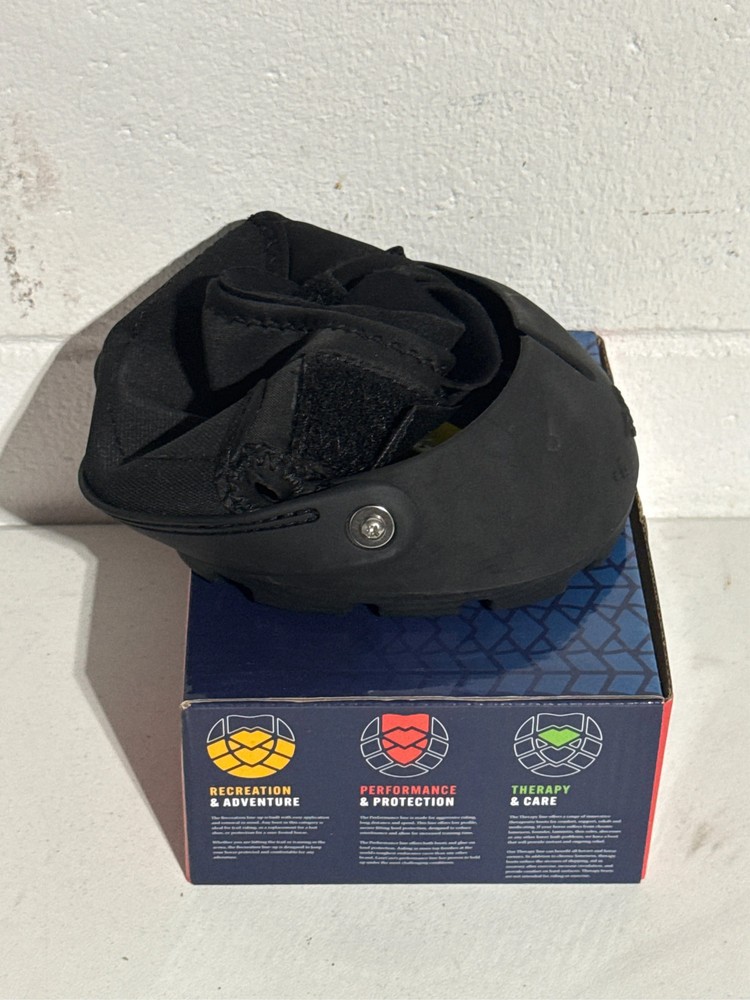 EASYCARE Easyboot Glove Soft Boot: Size 4