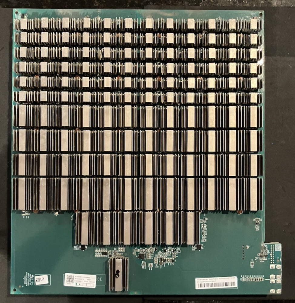 S19J Pro 104th Hashboard for parts only