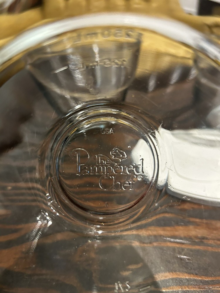 4 Set Pampered Chef Glass Measuring Prep Bowl