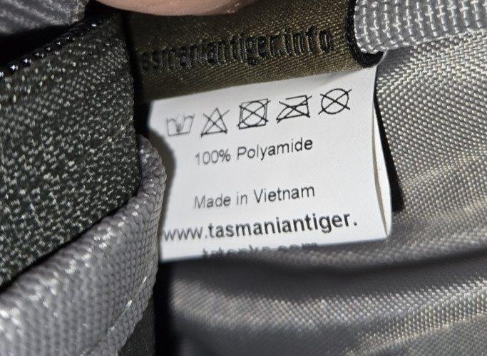 Tasmanian Tiger Essential Pack MKII Green Molle System Patch Holder Hand Loop