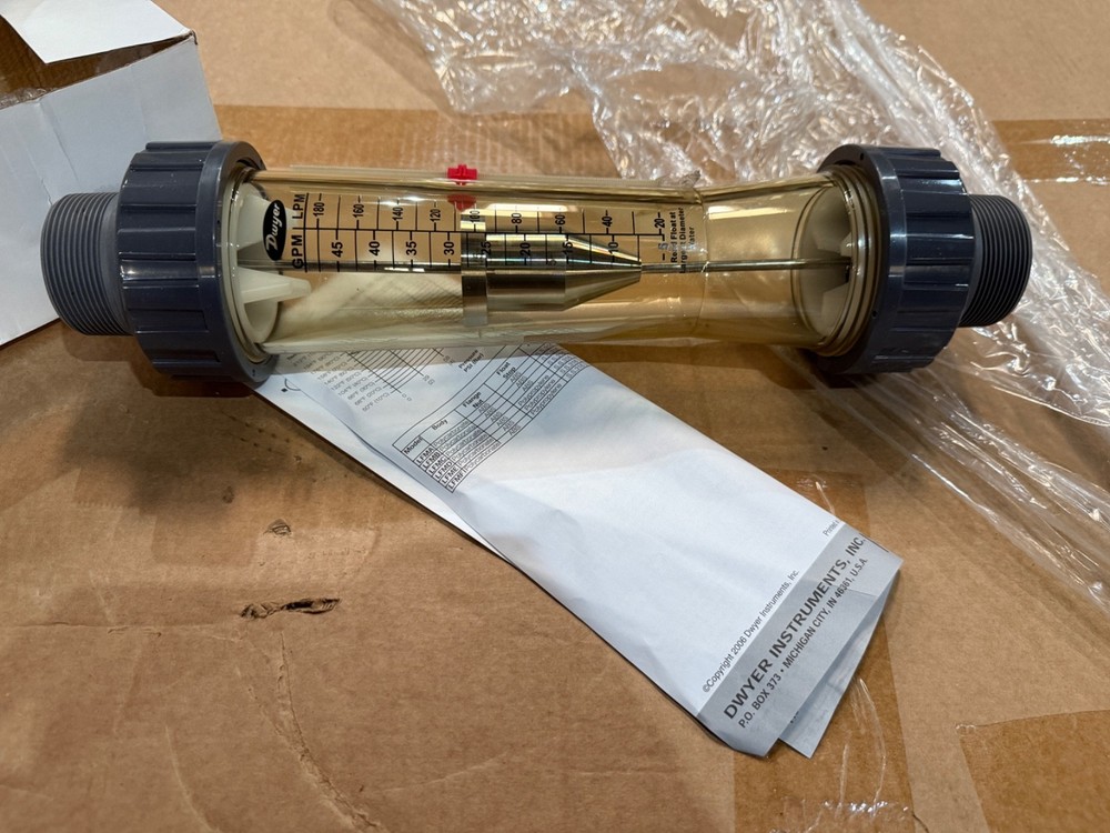DWYER INSTRUMENTS Polycarbonate Flowmeter LFMF-16-I2