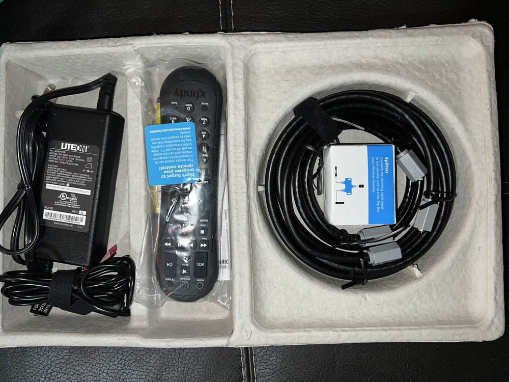 Comcast Xfinity CABLE TV BOX Cisco RNG100 , Please Read
