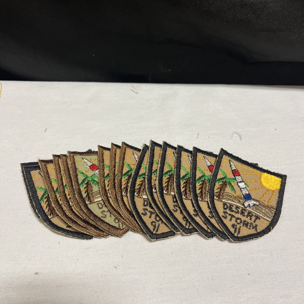 ORIGINAL VINTAGE OPERATION DESERT STORM 91 ROCKET EMBROIDERED EMBLEM PATCH NOS