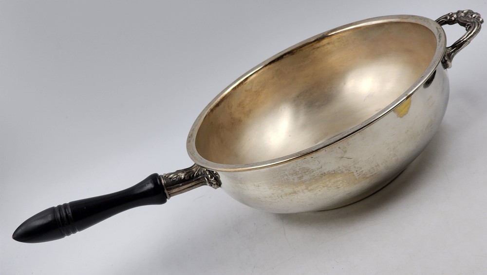 Silver Plate 9.5" Chafing Dish with Lid Wood Handle