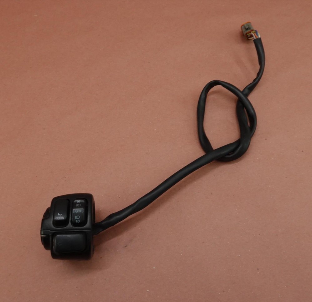 2002-2004 HARLEY-DAVIDSON SOFTAIL Standard FXST LEFT CONTROL HORN SIGNALS SWITCH