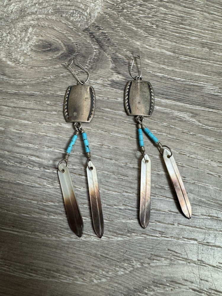 Vintage Silver Native dangle earrings turquoise stone mother pearl feather Bin E