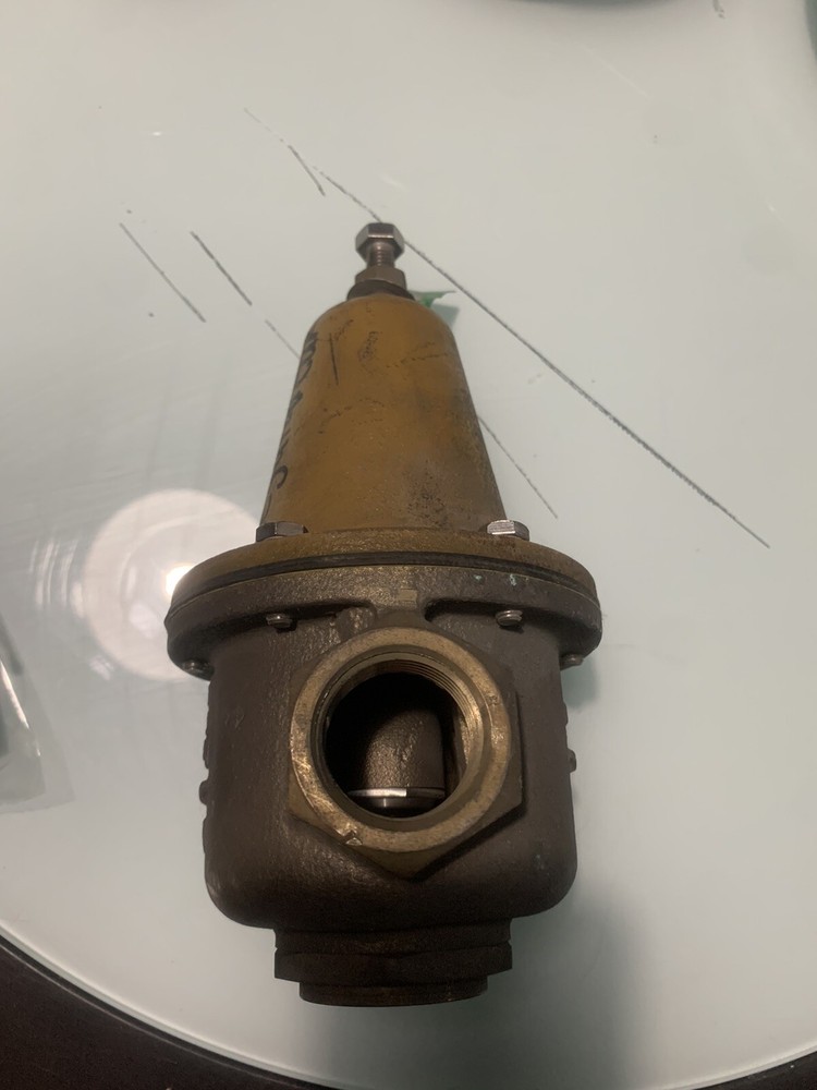 WATTS LF-223 Pressure Reducing Valve 1" NPT / Set @ 50-psi / Range 25-75 psi