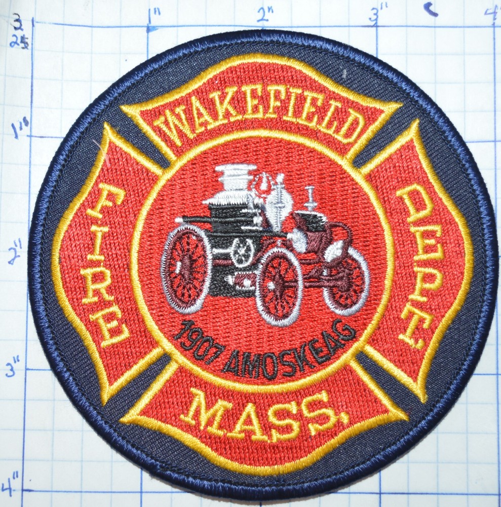 MASSACHUSETTS, WAKEFIELD FIRE DEPT PATCH