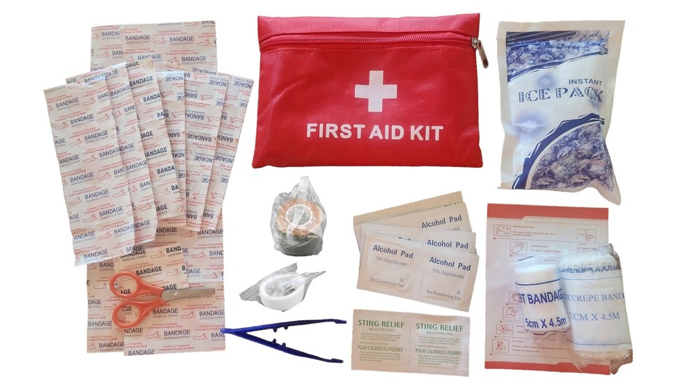 First Aid Kit - Basic 61 Piece Kit