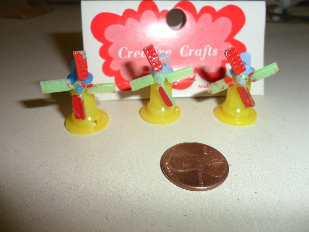 3 Vintage Plastic Windmills
