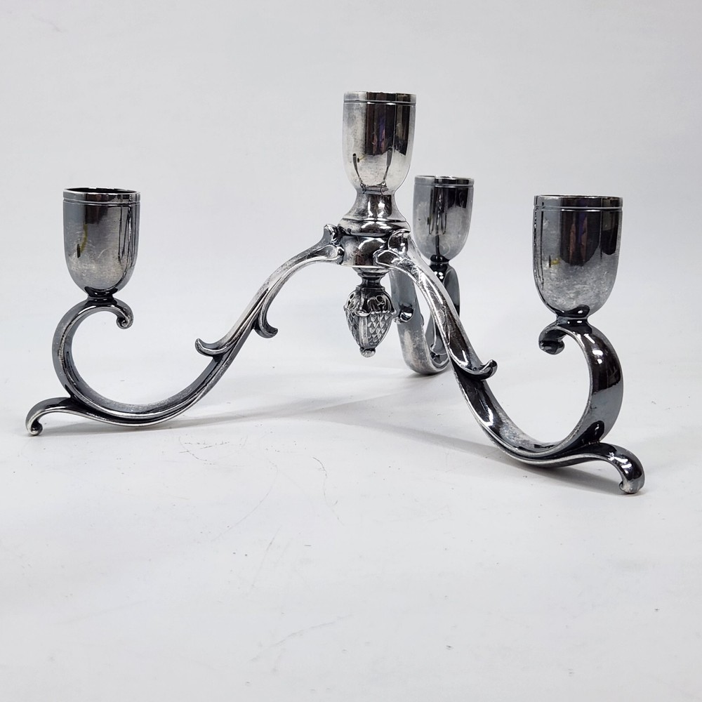 REED & BARTON 1137 Silverplate 8 1/2"w x 4"h 4-Light Candelabra