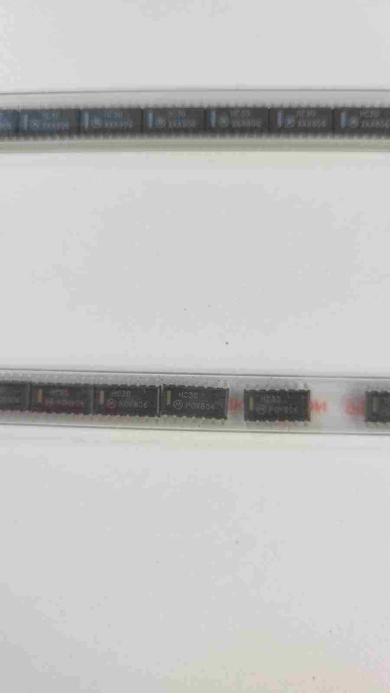 110 X MM74HC30D 8-input NAND Gate