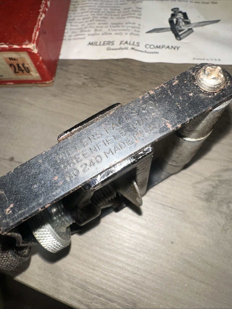 Millers Falls No. 240 Chisel & Plane Iron Sharpener Guide, Sharpening Jig in Box