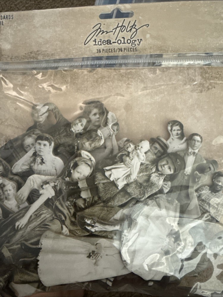 Tim Holtz Ideaology Baseboards Dolls