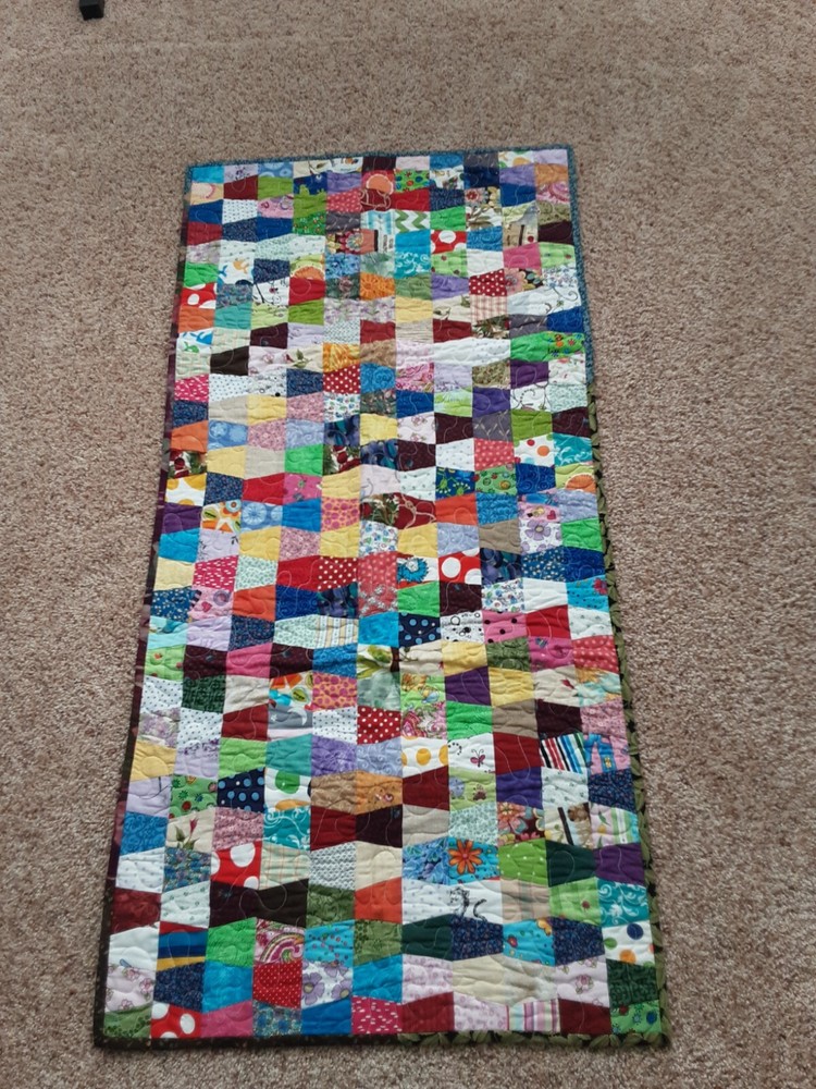 scrappy tumbler table runner
