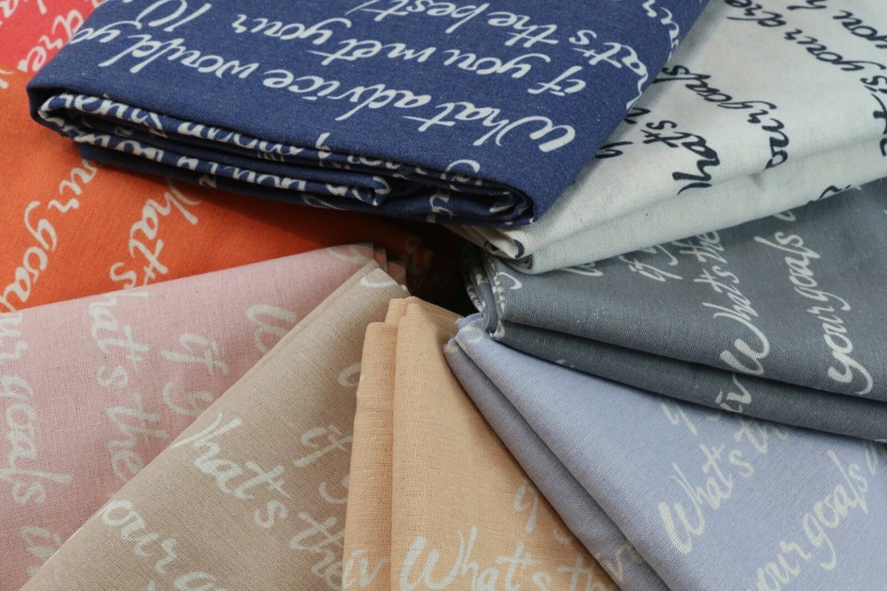 Dine&Vibe Conversation Tablecloth, 10 different colours, 5 different sizes.