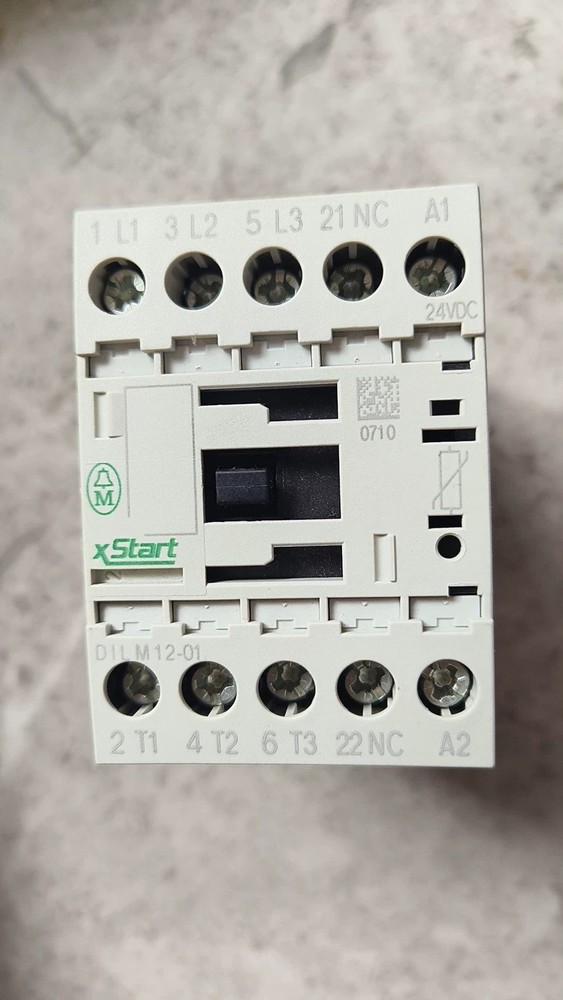 1PCS NEW DILM12-01 24VDC #XY