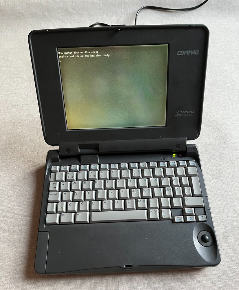COMPAQ CONTURA AERO 4/33C