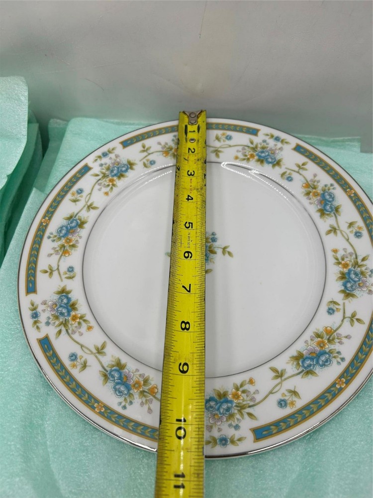90 PCS - SANGO - BARCLAY - 7 pc SETTINGS - SERVICE FOR 12- GRAVY, PLATTER, +