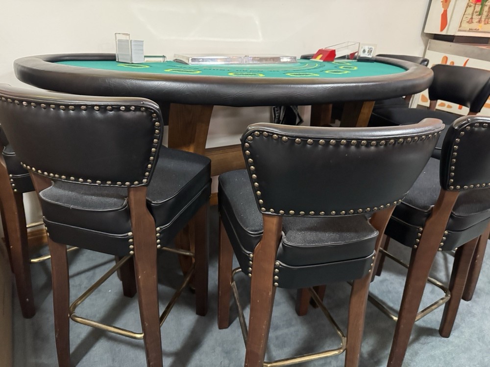Custom Vegas Blackjack Table With 7 Chairs
