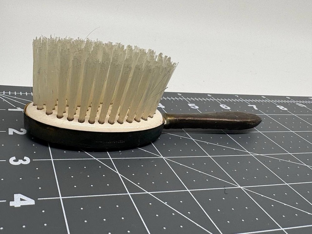 Vintage Reed & Barton brush Made In Italy