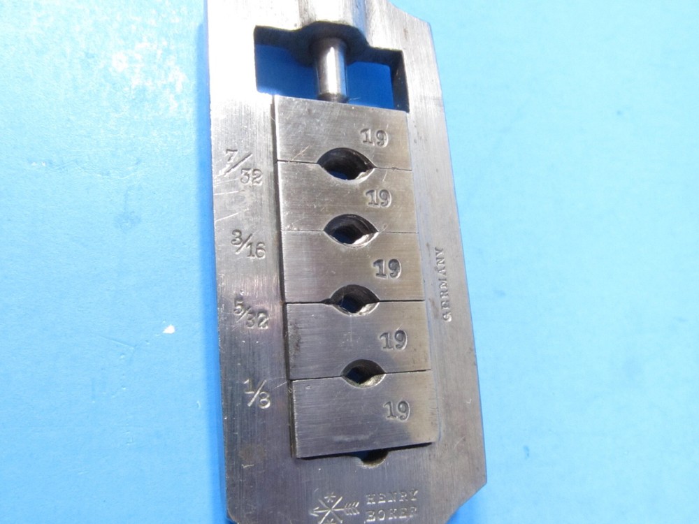 bright & shiny Henry Boker Germany adjustable screw thread die plate tool