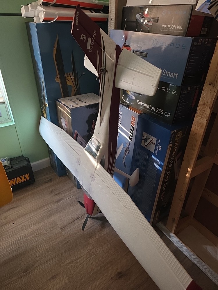 FMS 1500mm Cessna 182 Red PNP