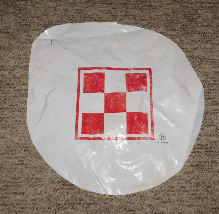 NEAT 22" PURINA FEEDS PLASTIC FLAG