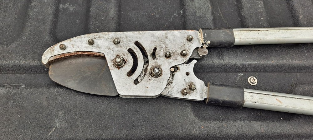 Trailblazer Ratchet Loppers