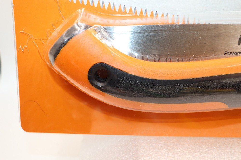 Fiskars 10” Blade Folding/Locking Power Tooth Pruning Saw